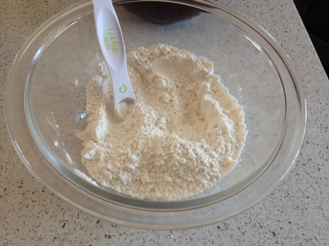 Olas & Chanclas | Giant Chocolate-Toffee Cookies