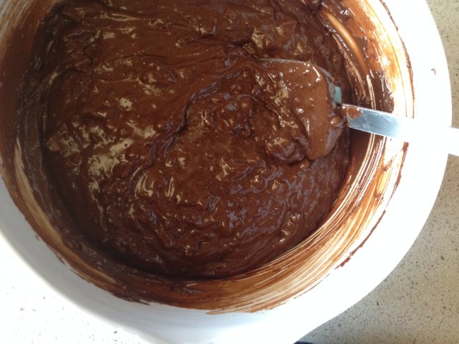 Olas & Chanclas | Giant Chocolate-Toffee Cookies